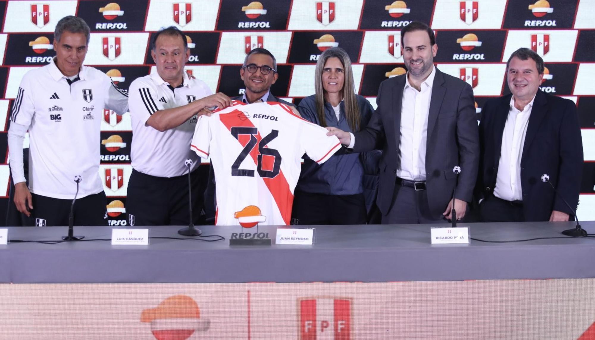 seleccion peru repsol